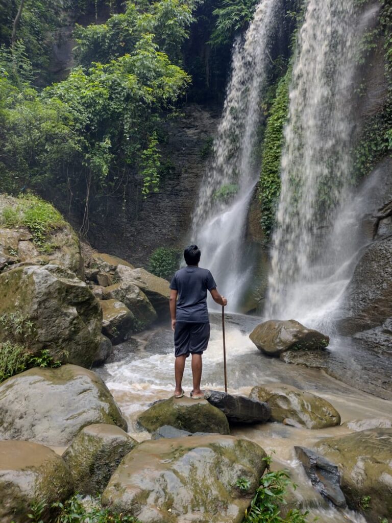 aminul islam sharif at water fall